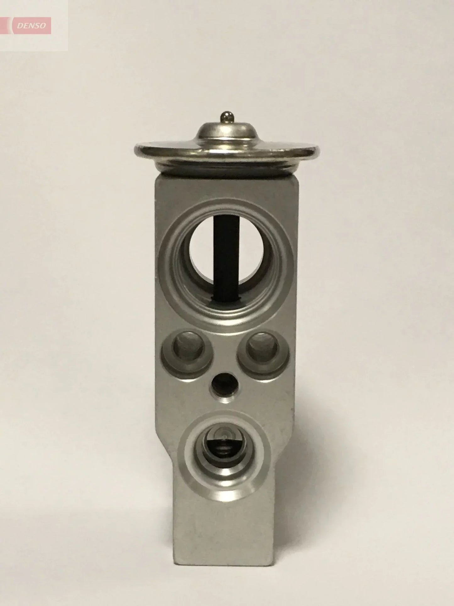 DENSO DVE20011 AC Expansion Valve for Opel Adam (M13)