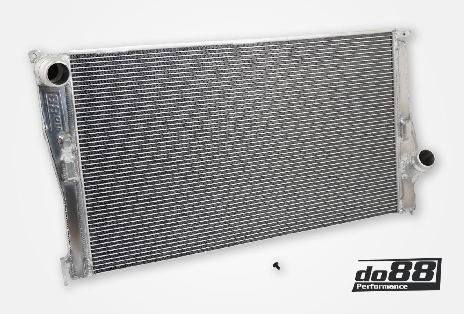 DO88 WC-390 BMW 135i 335i 35i N54 N55 Manual 2007-2013 (E9X E82 E89) Radiator