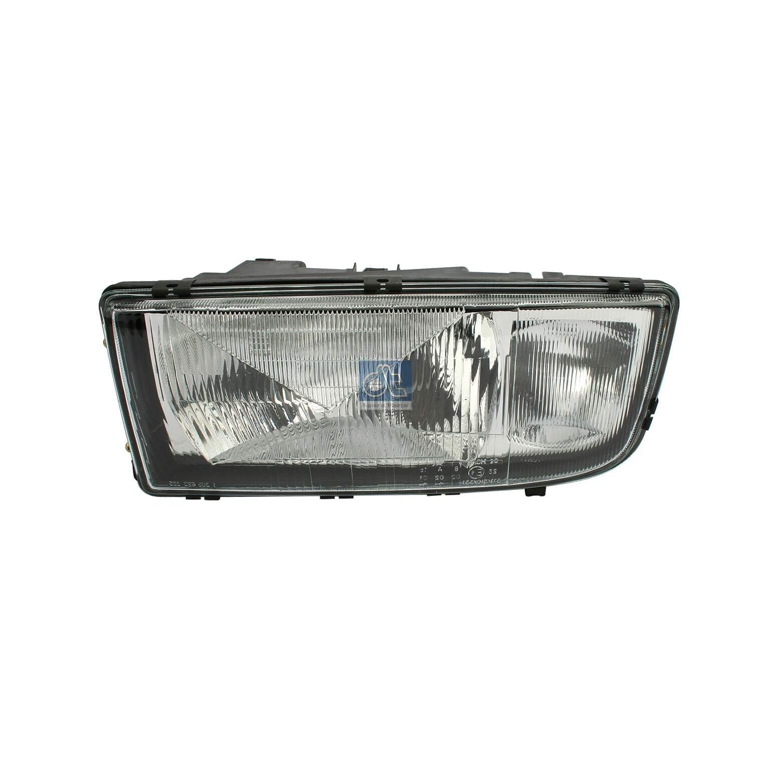 DT A/C 4.62321 Headlight