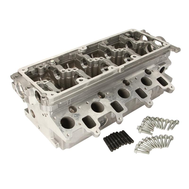 AMC 908725 Cylinder Head