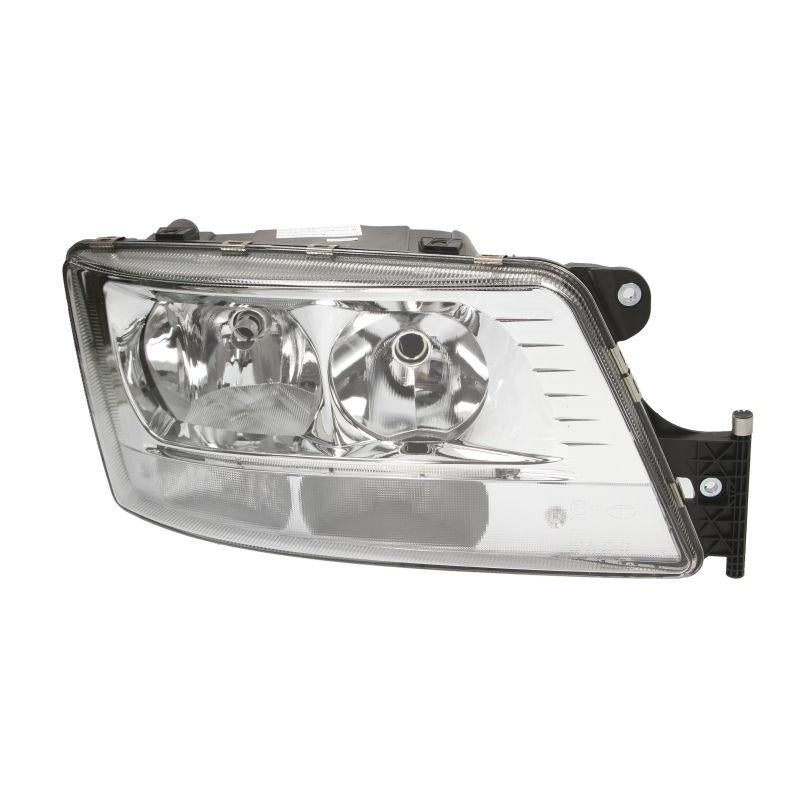 GIANT 131-MA50311ER Headlight