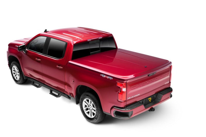 UnderCover 19-20 Chevy Silverado 1500 6.5ft Lux Bed Cover - Silver Ice