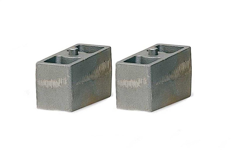 Fabtech 4in Front Leaf Spring Block Kit - 3in Wide w/Bump Stop