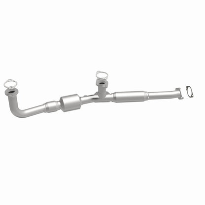 MagnaFlow Direct Fit Catalytic Converter 96-00 Dodge Avenger 2.5L Front