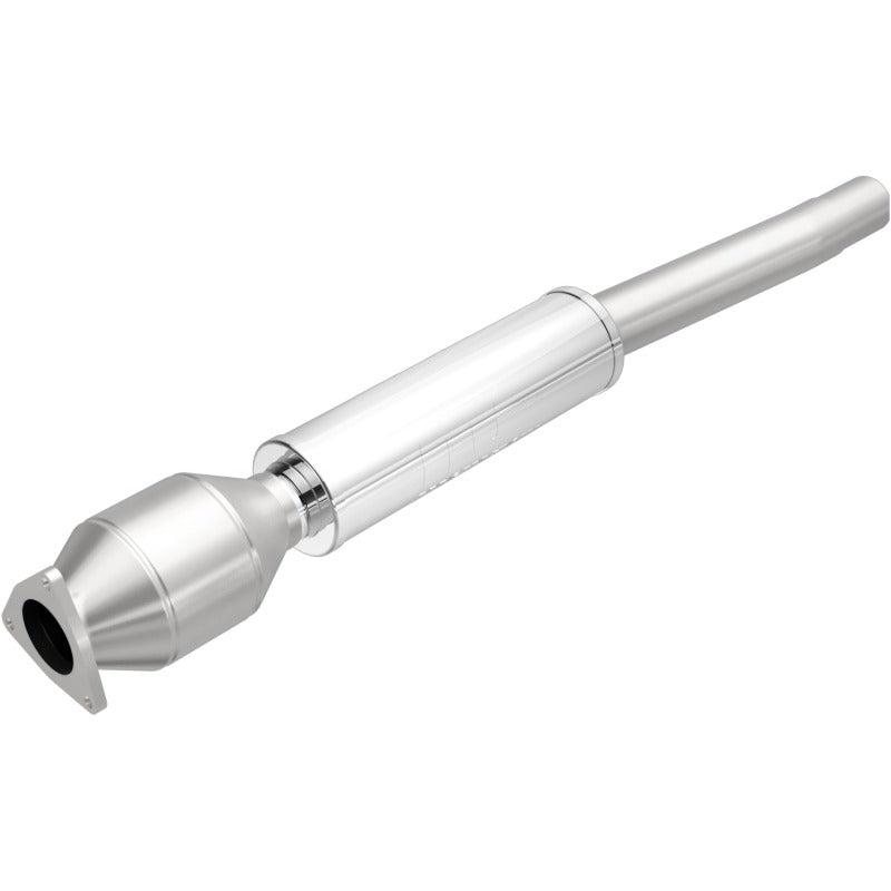 MagnaFlow Direct Fit Catalytic Converter 04/06 VW Phaeton 4.2L Rear Passenger Side