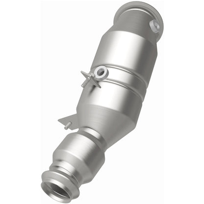MagnaFlow Direct Fit Catalytic Converter 2016 BMW 428i 2.0L Underbody