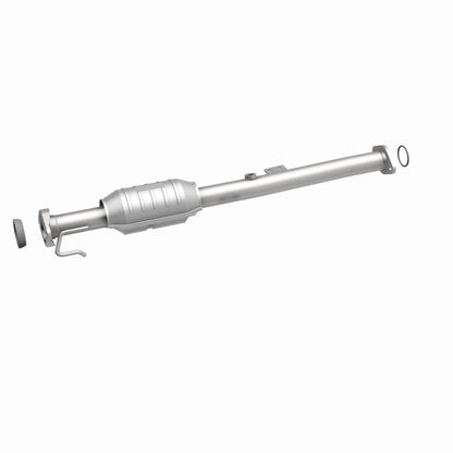 MagnaFlow Direct Fit Catalytic Converter 2000 Chevy Tracker 1.6L