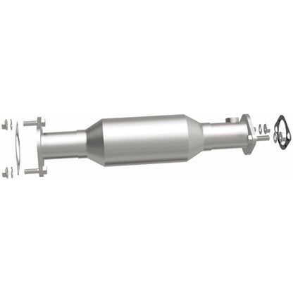 MagnaFlow Direct Fit Catalytic Converter 04-06 Outlander 2.4L