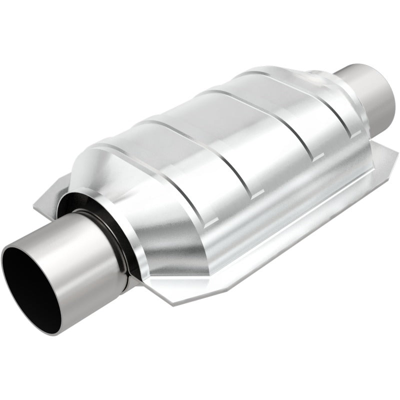 MagnaFlow Universal Catalytic Converter 2.25 inch Inlet/Outlet Center/Center Oval (CA OBDII)