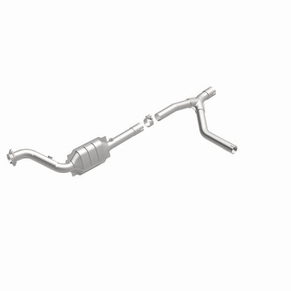 MagnaFlow Direct Fit Catalytic Converter 04-05 Dodge Ram 1500 Pickup 5.7L P/S