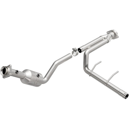 MagnaFlow Direct Fit Catalytic Converter 2011-2014 F-150 3.7L Underbody