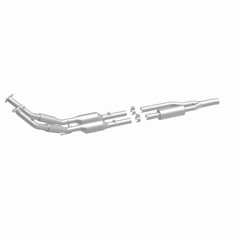 MagnaFlow Direct Fit Catalytic Converter 06- Audi A3 Quattro 3.2L