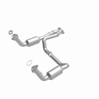 MagnaFlow 04-06 Chevrolet Silverado 1500 5.3L Direct Fit Catalytic Converter