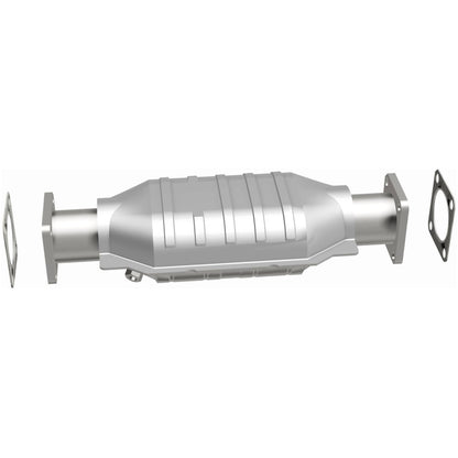 MagnaFlow California Direct Fit Catalytic Conv 75-82 Chevrolet LUV 1.8L / 86-91 Isuzu Trooper 2.3L