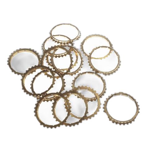 downloaded_images\genuine-ford-1086438-gearbox-output-shaft-synchro-ring-1-15oDQrfKjQITrL37XchD3DkC8C-yYtxbI.jpg