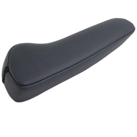 downloaded_images\genuine-ford-1557232-armrest-1-1FnIdfvC0HbPSNaC3E0ejZDEJ81gJuxCv.jpg