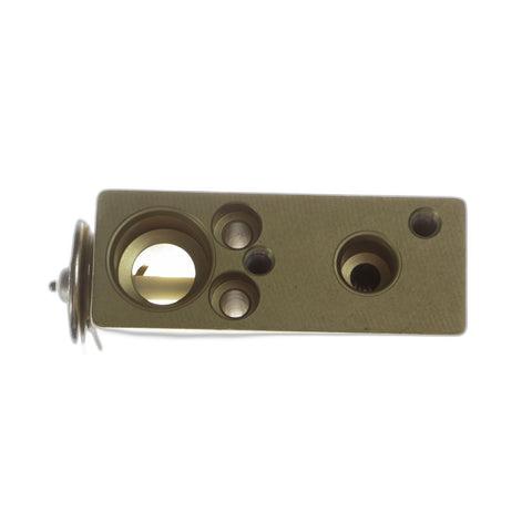 downloaded_images\genuine-ford-1557458-ka-air-con-expansion-valve-1-1HWm5mq7x9kyU6wDpYQjjeMf981J1mf10_5eb26129-aff7-4ed7-b526-38fb1f9aab29.jpg