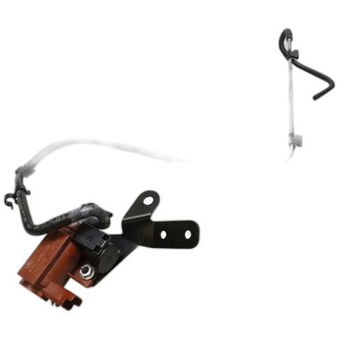 downloaded_images\genuine-ford-1868093-kuga-focus-c-max-cc-brake-servo-vacuum-hose-bracket-1-1Zb7DrkVsSc67yAFnLp8xjW0YBIsWRhdQ_5c565db4-c215-473b-934d-11fcb965e31b.jpg