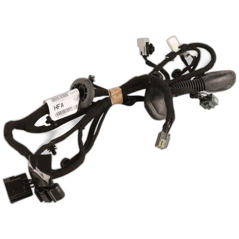 downloaded_images\genuine-ford-2188209-jumper-wire-1-1gQn6z84tAbMFyX3jIS_9IyiRF_yVas9V_bdd44451-e99b-4a7e-aed7-7b6d41903457.jpg