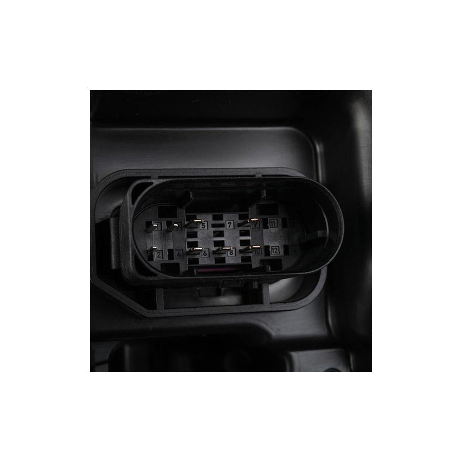 Hella 1ZT 011 705-121 Headlight Suitable For Mercedes-Benz E-Class