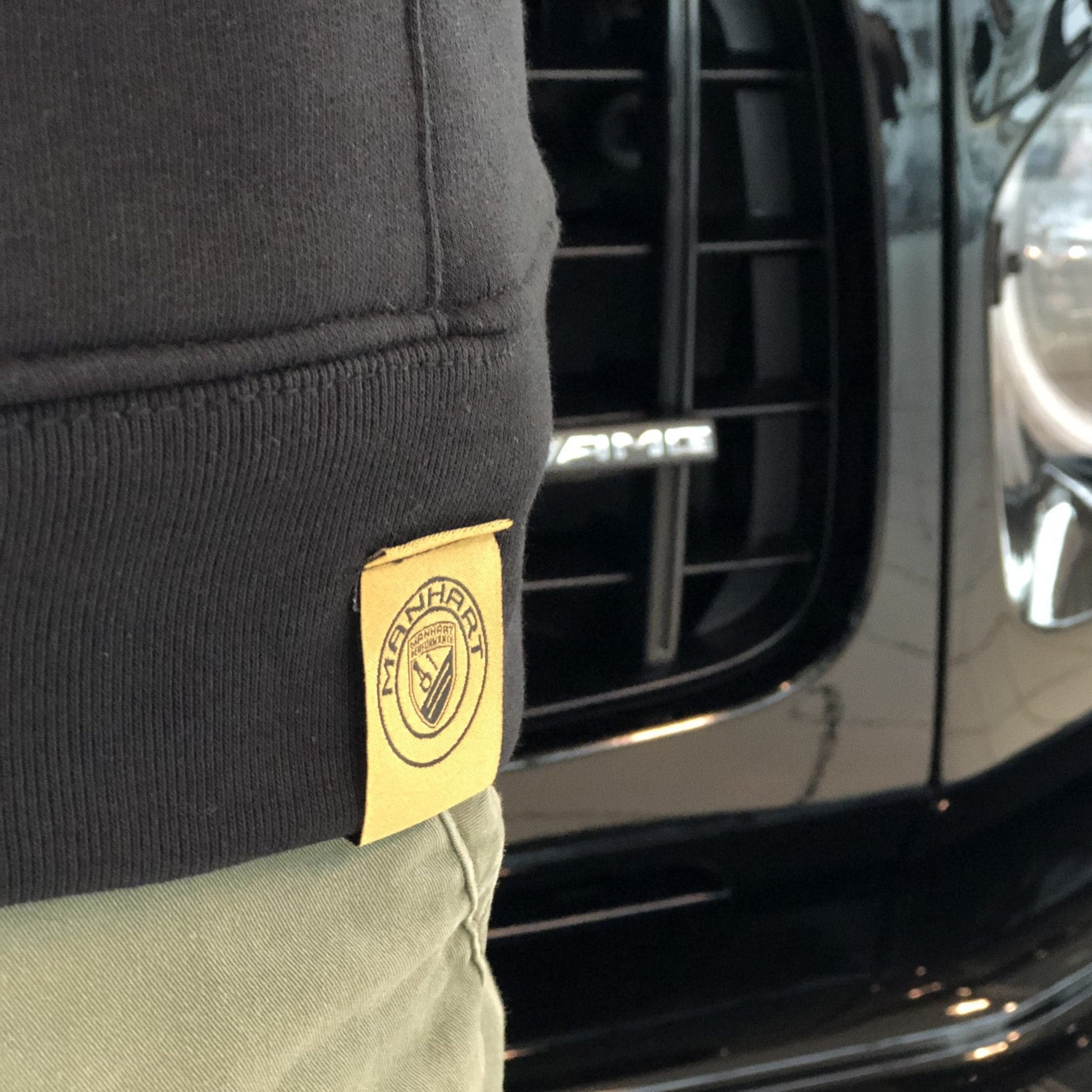 MANHART HOODIE