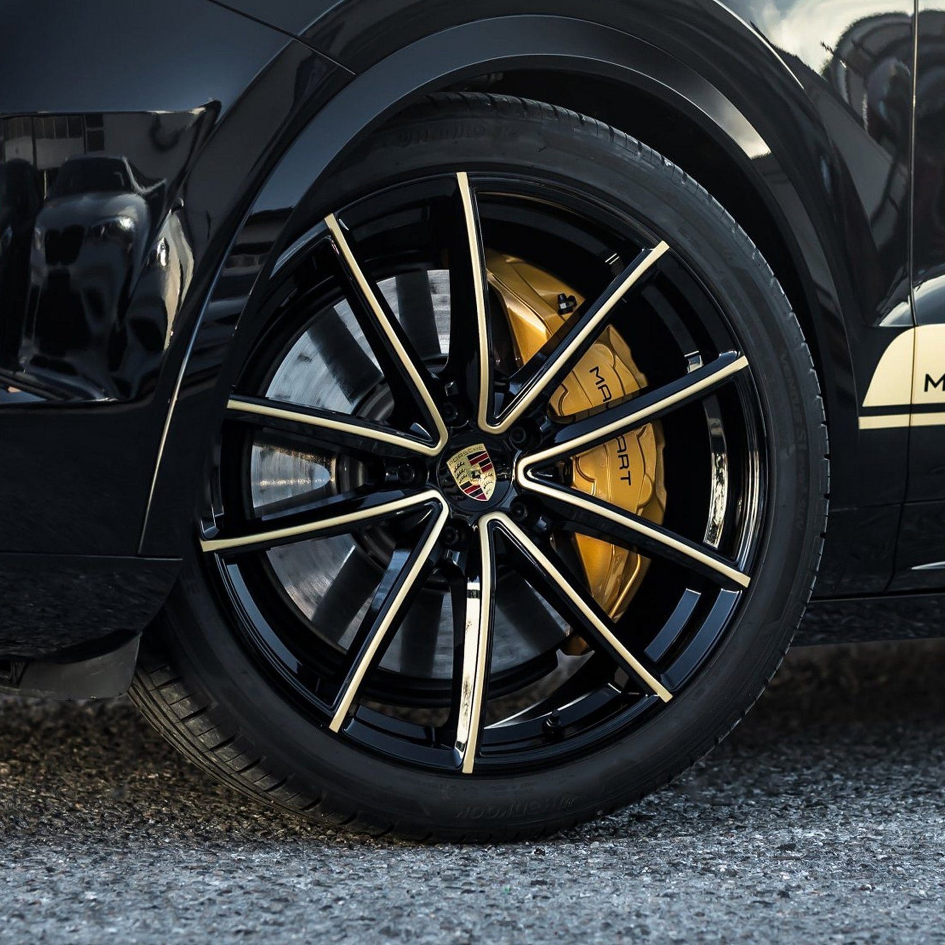MANHART MHRCAYS1100 FIVE-STAR DOUBLE-SPOKE RIM SET FOR PORSCHE CAYENNE TURBO (S) - GLOSS BLACK