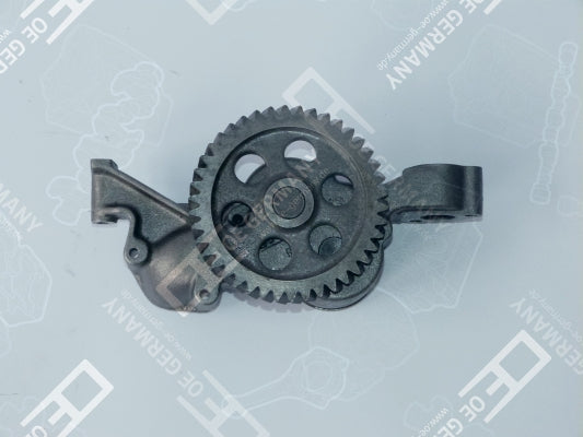 OE GERMANY 011800502000 Oil Pump