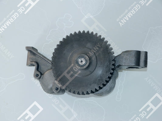 OE GERMANY 011800420001 Oil Pump