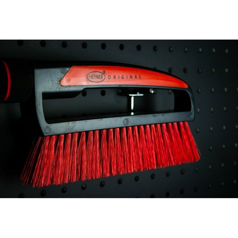 Heyner H995100 Premium Snow Scraper With Brush