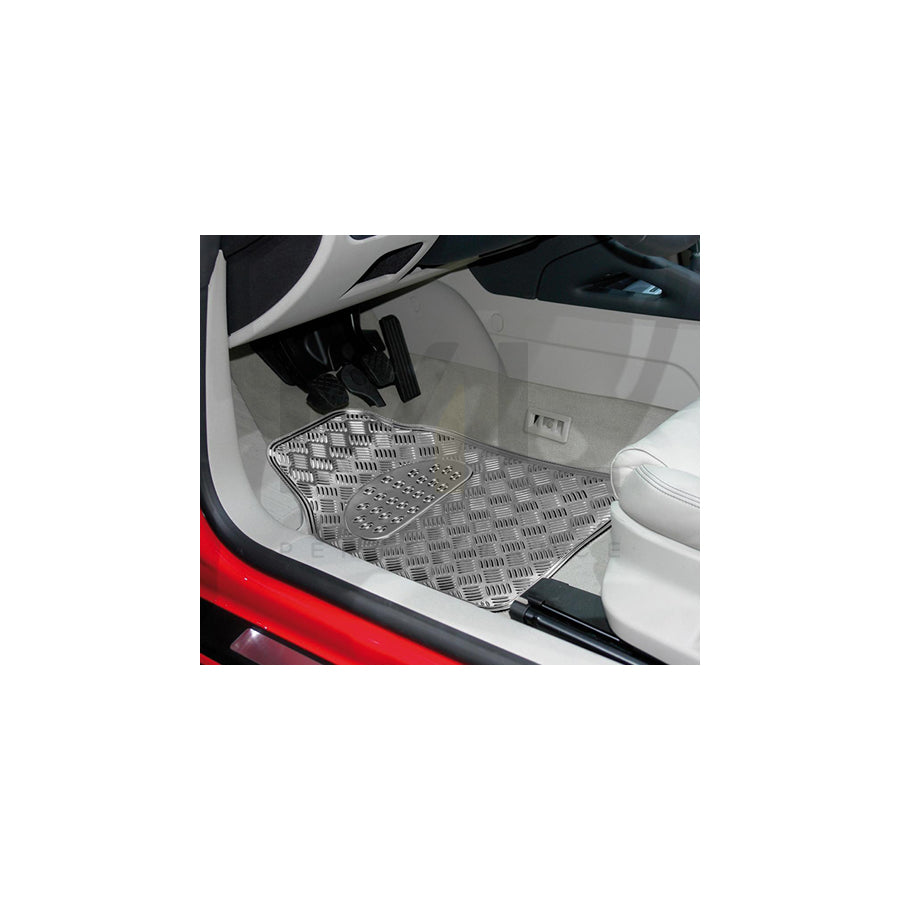 RED SIGN Universal fit 165136 Floor mat set Elastomer, Front and Rear, Quantity: 4, Chrome