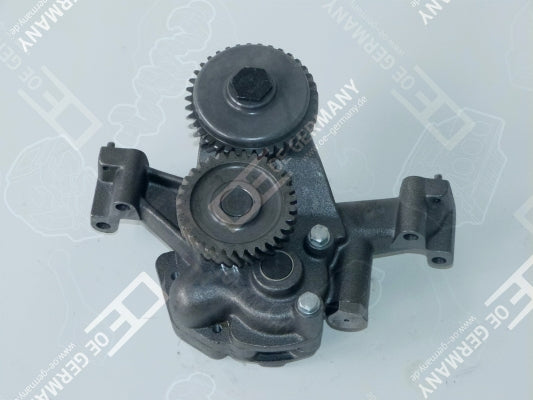 OE GERMANY 051800110000 Oil Pump